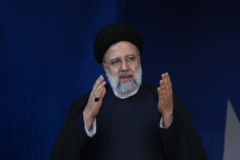 Представители на трите власти в Иран – изпълнителната, законодателната и