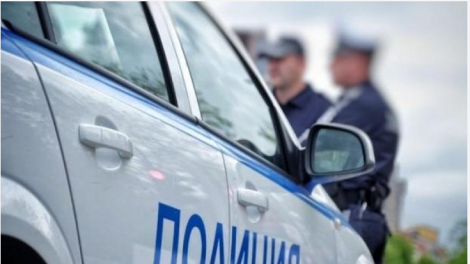 Мъж напада и ограбва жени в София, сигнализират жители на