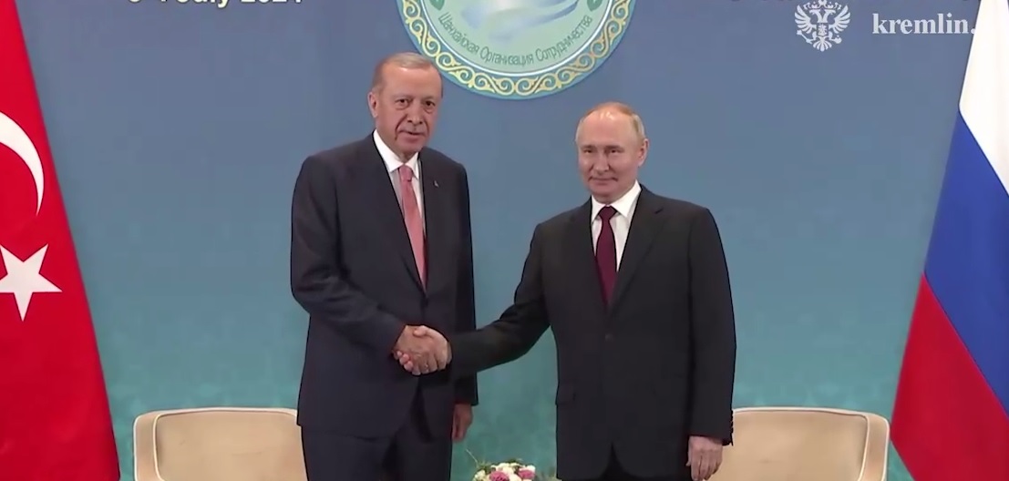 „Въпреки настоящите глобални предизвикателства отношенията между Русия и Турция се