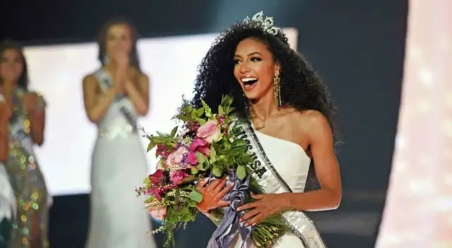 Победителката в конкурса за красота Мис САЩ 2019 Чесли Крайст
