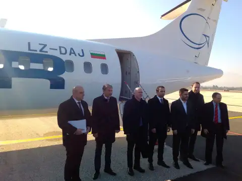 Днес излита първият самолет по възобновената авиолиния София Скопие Полетът който се реализира