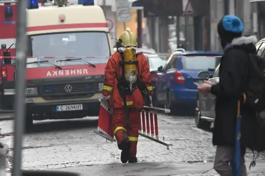 Снимки БулфотоПожар в центъра на София взе две жертви Един