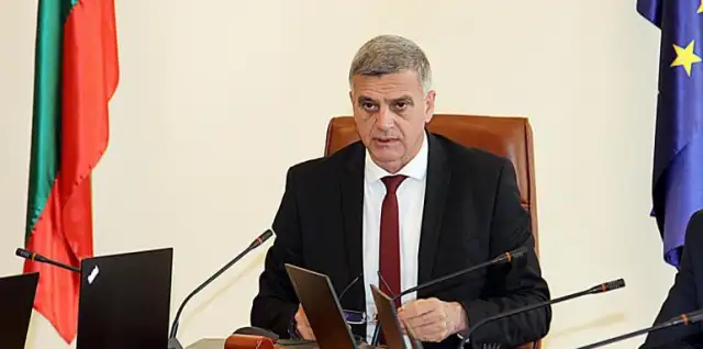 Министърът на отбраната Стефан Янев за първи път коментира исканата