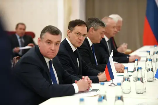 В Беларус започнаха преговори между делегациите на Русия и Украйна