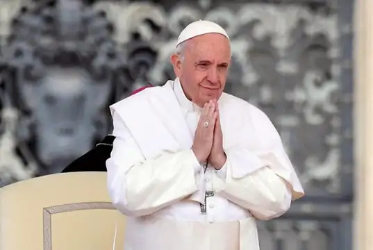 Украйна се обърна с искане към папата да разговаря с
