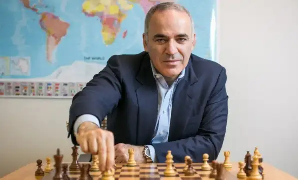 Бившият световен шампион по шахмат Гари Каспаров критикува Международния олимпийски