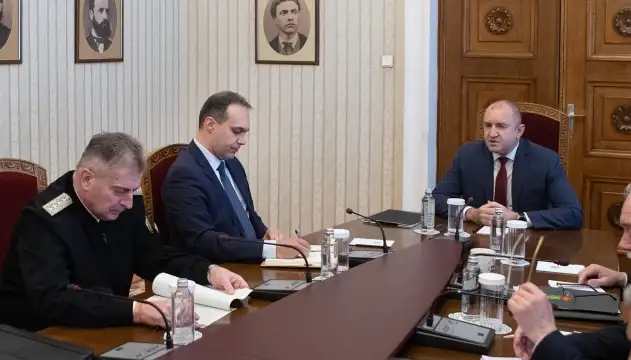 Държавният глава Румен Радев обсъди на работна среща в президентската