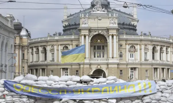 Местните власти в Одеса обвиниха руските сили за нанесен удар