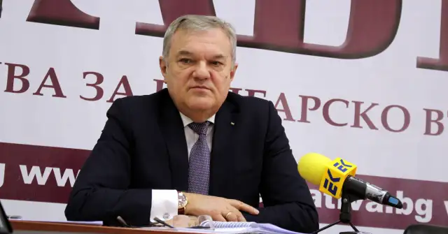Председателят на ПП АБВ Румен Петков изрази надежда че някой