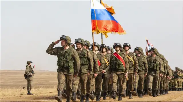 Руската армия стои в миналото Тя на практика воюва по