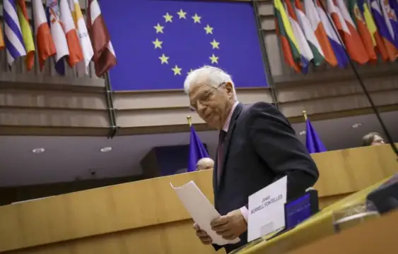 Европейският съюз обяви за персона нон грата дипломати от руското
