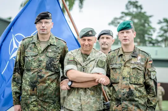 Литва иска НАТО да разшири силите си като вместо батальони