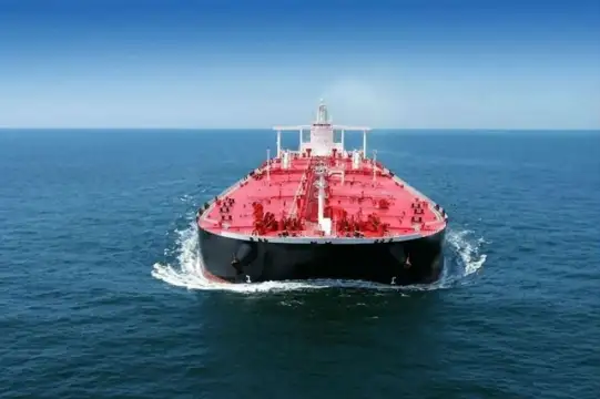 Супертанкер достави американски петрол в Европа за първи път от