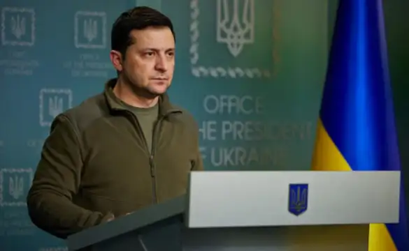 И украинският президент Володимир Зеленски определи като изнудване спирането на