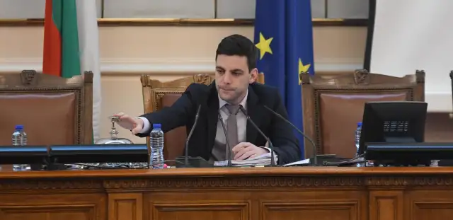 Снимка БулфотоПредседателят на Народното събрание Никола Минчев свиква извънредно заседание