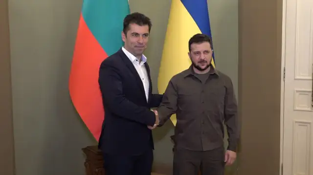 Кирил Петков се срещна с президента на Украйна Володимир Зеленски Серия