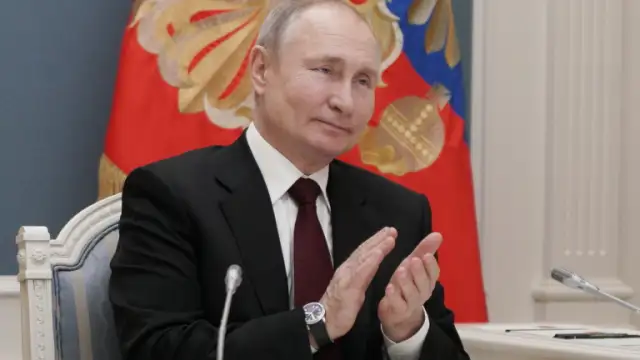 Президентът на Русия Владимир Путин поднесе венец на гроба на