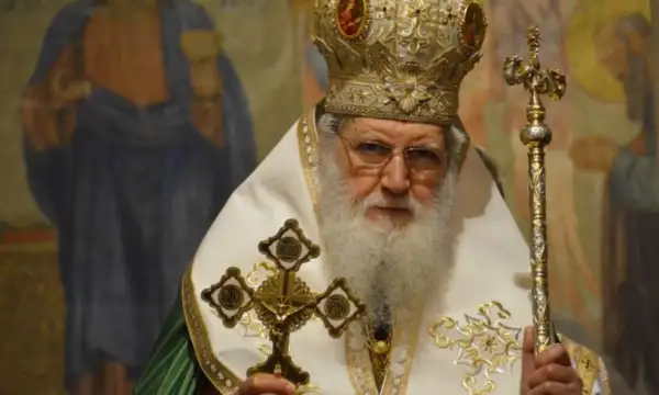 Българският Патриарх Неофит е претърпял инцидент този следобед Това съобщават