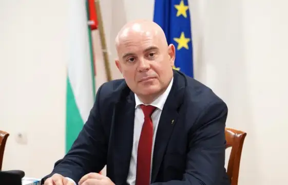 Може министри да бъдат проверявани заради Български пощи Това заяви