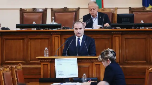 Вече официално вицепремиерът и министър на регионалното развитие Гроздан Караджов