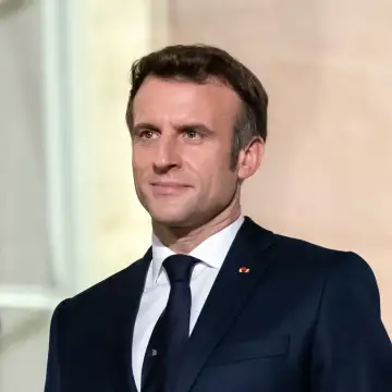 Френският президент Еманюел Макрон увери Киев че страната му ще