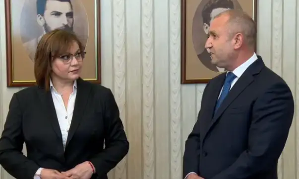 Президентът Радев и вицепрезидентът Йотова започнаха да критикуват правителството още
