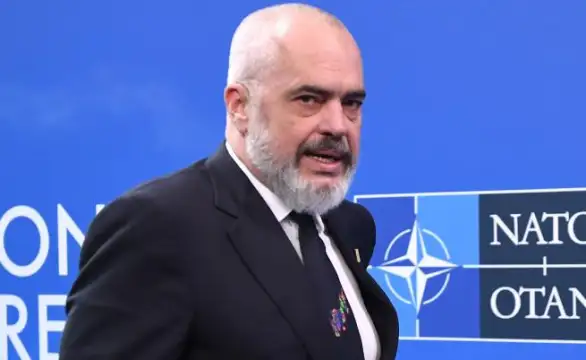 Албания води разговори с НАТО за изграждане на военноморска база
