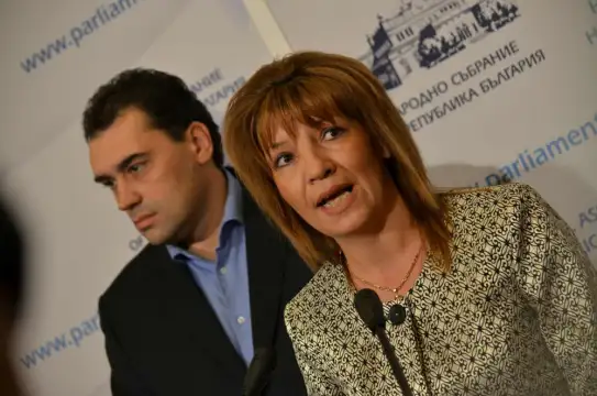 Кандидатът на ГЕРБ Галя Захариева спечели изборите за кмет на