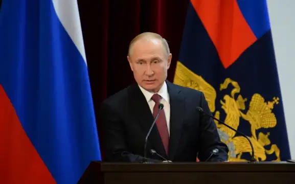 Руският президент Владимир Путин няма да поздрави американския си колега