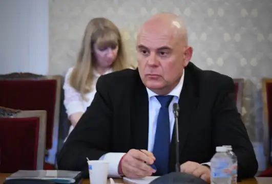 Главният прокурор Иван Гешев отново е на изслушване в Народното