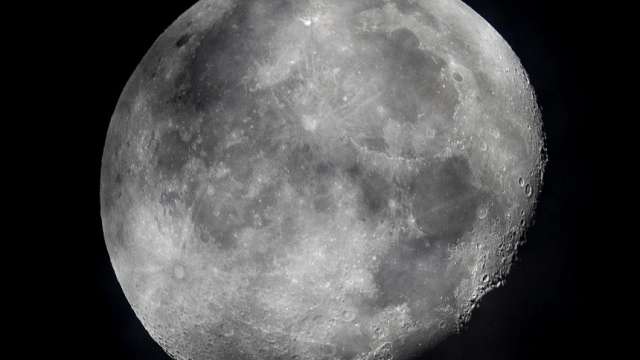 Астрономите на НАСА откриха нова Луна която обикаля около астероид на