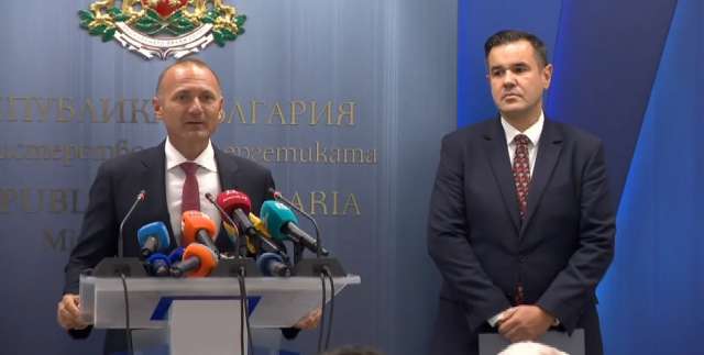 Проведена е среща с Лукойл Нефтохим и Лукойл България Обсъдени са мерки
