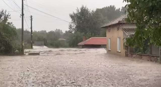 Първа жертва на наводненията в карловското село Богдан възрастна
