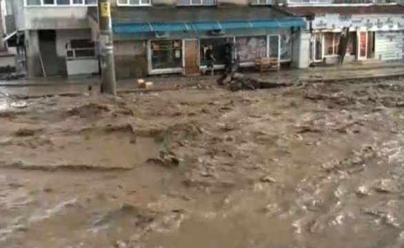 Във връзка с наводнението в няколко села в Община Карлово