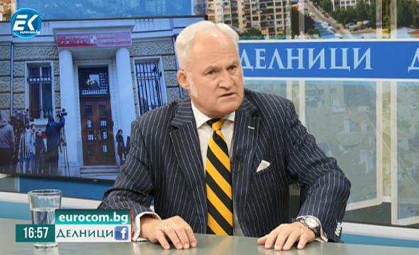 Никога не съм бил зависим от Цветан Василев заяви финансовият експерт Кольо Парамов