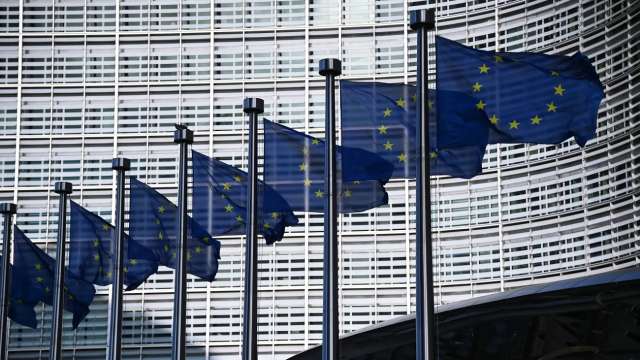 Европейската комисия разработи предложения за отмяна на опростения визов режим