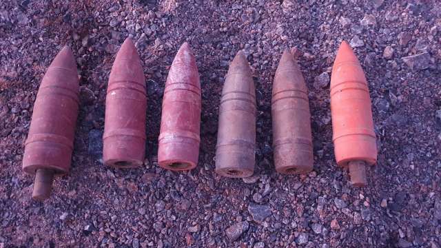 Артилерийски боеприпас е бил открит днес по време на изкопни дейности на Кюстендилска