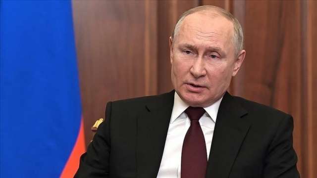 Руският президент Владимир Путин поздрави днес новия британски крал Чарлз Трети за
