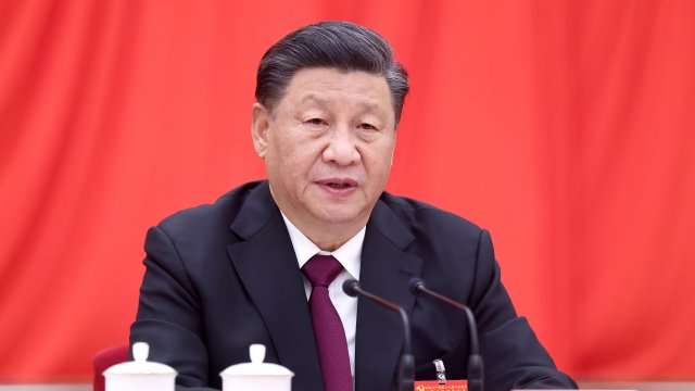 Си Дзинпин ще напусне територията на Китайската народна република за