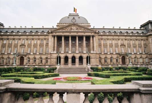 Белгийският крал Филип въвежда мерки за пестене на енергия в двореца в Брюксел