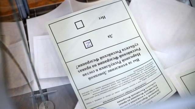 Преброителните комисии публикуваха първите резултати от референдумите за присъединяване на