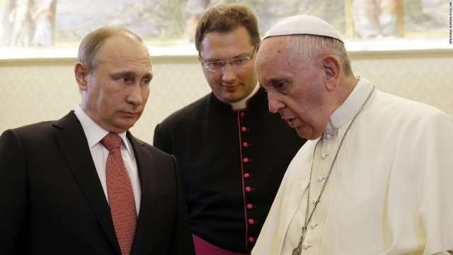 В неделя папа Франциск отправи пламенен призив към руския президент