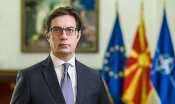 Македонският президент Стево Пендаровски няма никакво намерение да обсъжда с