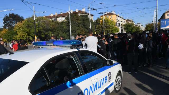 Без сериозни щети и без задържани приключиха протестите в София късно