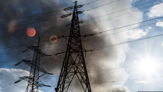Русия удари около 30 от енергийната инфраструктура на Украйна при