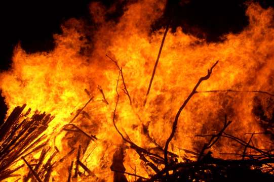 Пожар гори на територията на рудник 2 на Мини Марица