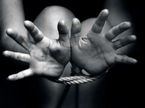 Разбиха схема за трафик на хора в Луковит В града е