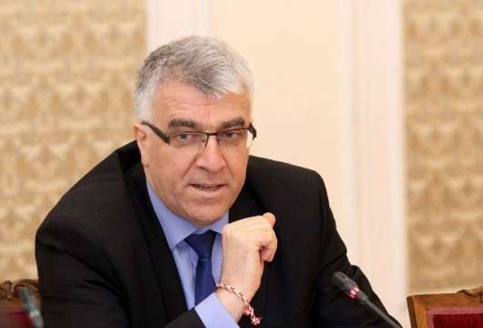 Българската общественост не е доволна от работата на Парламента Ако