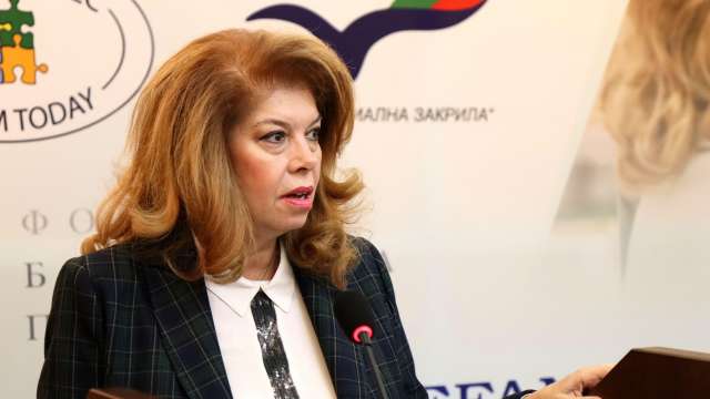 България има нужда от редовен кабинет Това каза вицепрезидентът Илияна Йотова