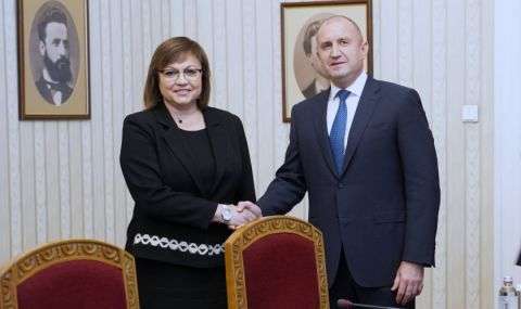 Държавният глава Румен Радев провежда консултации с представители на парламентарната